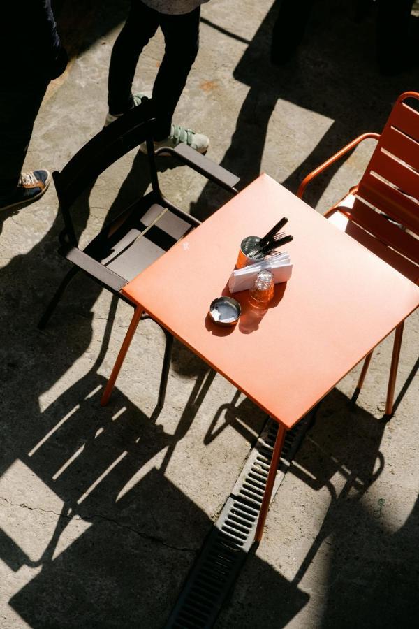 Le Lieu Dit Nantes Buitenkant foto